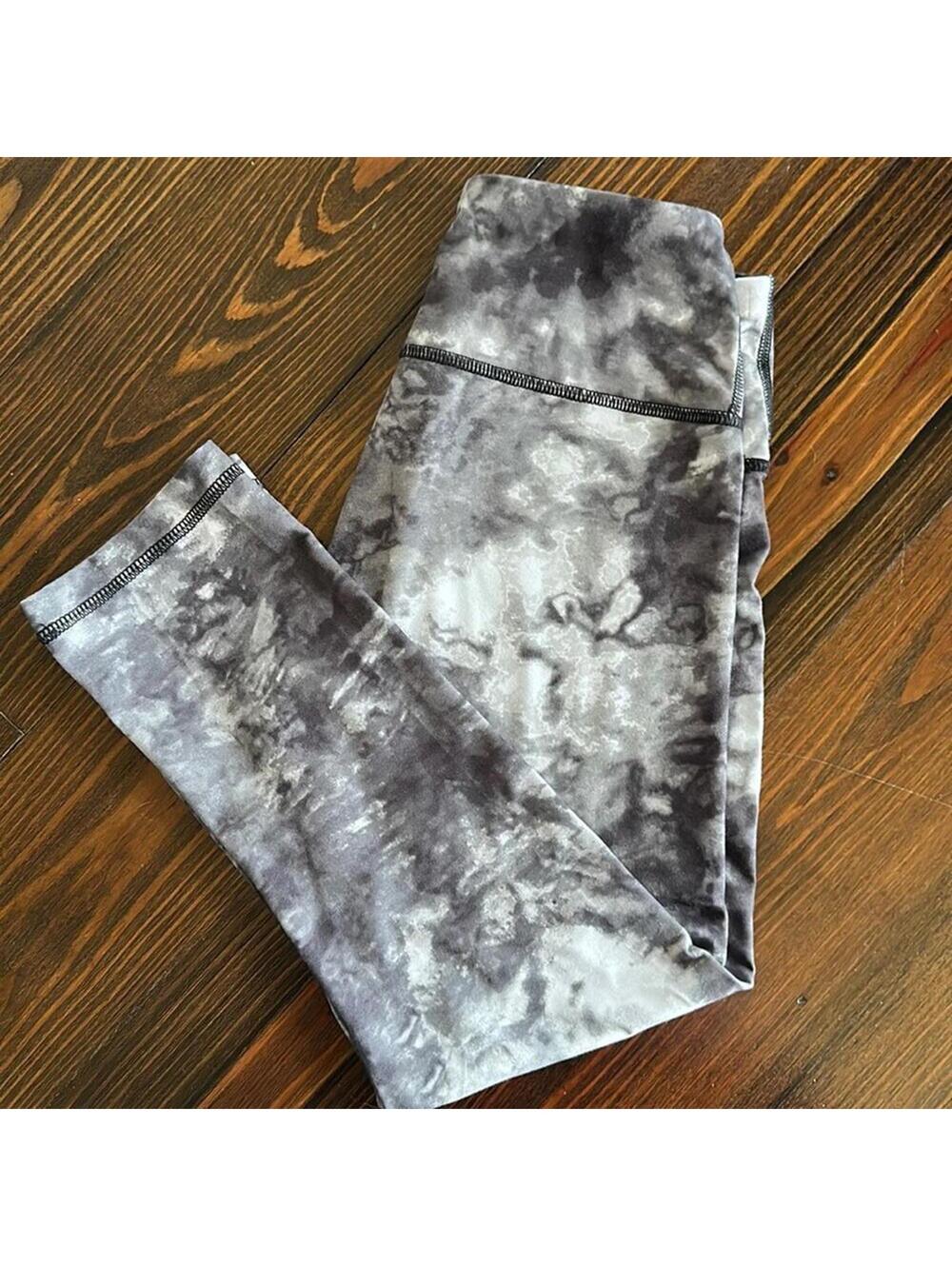 Zelos | Women's Gray & Black Legging Capris | Size Small | 0595